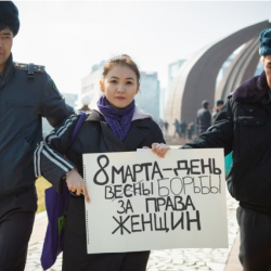 Бүгүн Бишкекте аялдардын укугу үчүн жөө жүрүш өтөт