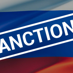 В России назвали санкции Запада бодрящим душем