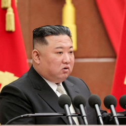 Ким Чен Ын призвал армию уйти в сельское хозяйство