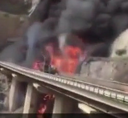 В Саудовской Аравии автобус с паломниками превратился в огненный шар, погибли 20 человек
