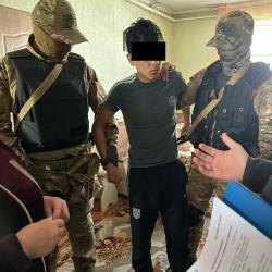 ВИДЕО - ГУВД Бишкека задержал троих участников преступной группы 