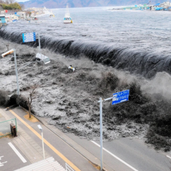 Жер титирөөдөн кийин Жаңы Зеландияга жакын жерде цунами коркунучу бар экени эскертилди