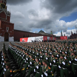 Кыргызстандын президенти Москвадагы Жеңиш парадына катышат