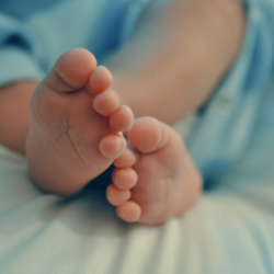 Токмокто алты айлык ымыркай чарчап калды. Окуянын чоо-жайы