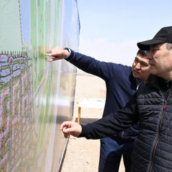 ФОТО - Садыр Жапаров ознакомился с ходом строительства ряда социально-экономических проектов в Иссык-Кульской области