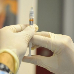 Россия передала Кыргызстану 200 тысяч доз вакцины против чумы