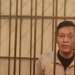 Шаардык сот Эрлан Бекчоро уулун камакта калтырды