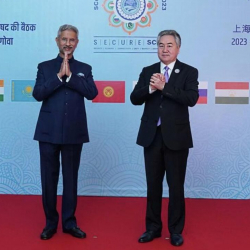 КР ТИМ башчысы ШКУнун саммитинде бир нече маселени көтөрдү