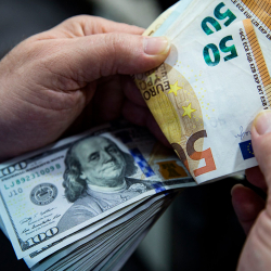 5-май: Доллар менен евронун азыркы баасы