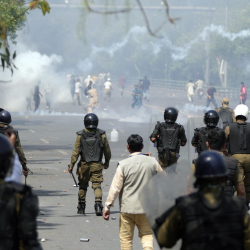 Пакистандагы башаламандык: Жабыркагандардын арасында кыргызстандыктар барбы?