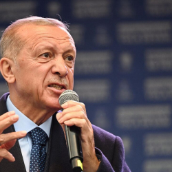 Эрдоган оппозиционерлерге Путинге асылуусуна жол бербей турганын айтты