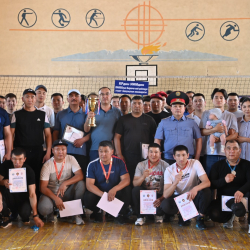 Кызмат учурунда каза болгон милиция кызматкерлерди эскерүү күнүнө карата спорттук иш-чара өткөрүлдү