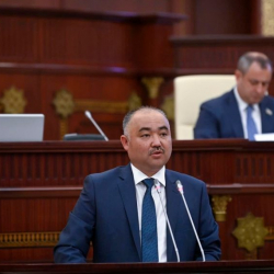 Төрага Шакиев Азербайжанда түрк тилинде сүйлөдү