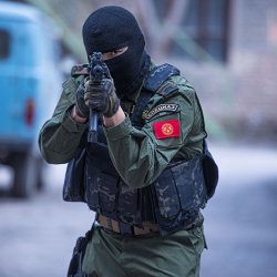 ВИДЕО - Дмитриевка айылында куралдуу террорист жок кылынды