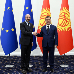ФОТО - Начался официальный визит президента Европейского Совета Шарля Мишеля в Кыргызстан
