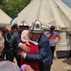 СҮРӨТ - Каракол аэропортундагы кырсыктан каза болгондордун үй-бүлөсүнө мамлекет жардам көрсөтөт