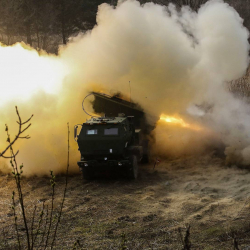 СҮРӨТ - Украина күчтөрү Токмак шаарына катуу сокку уруп жатат