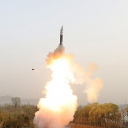 КНДР выпустила две баллистические ракеты в Японское море