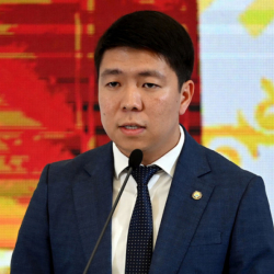 ФОТО - Жертвы мошенников. От имени пресс-секретаря президента предлагают карьерный рост