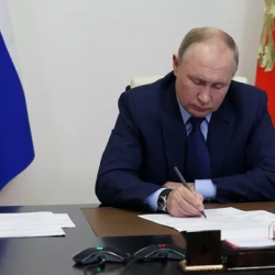 Путин 2 өлкөдөгү элчилерди алмаштырды