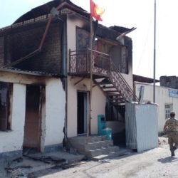 Баткендеги чек ара чырынан жабыркаган ишкерлердин кредити жоюлду