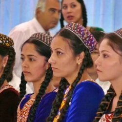 Беш айда Кыргызстанга 651 миңден ашык өзбекстандык келген