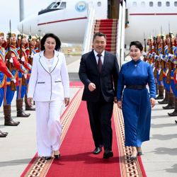 Садыр Жапаров мамлекеттик сапар менен Улан-Батор шаарына келди