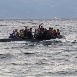 У Канарских островов пропали 300 мигрантов: их спасли и доставили в итальянский порт