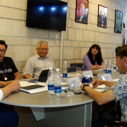 ВИДЕО - В Бишкеке журналисты и эксперты обсудили угрозы и вызовы информационной безопасности Кыргызстана