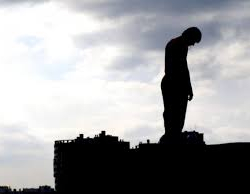 Бишкекте 2 жигит өз өмүрүн кыюуга аракет кылды