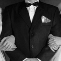 11 жылдан кийин билип калган. Аял күйөөсүнүн экинчи аялын сотко берди