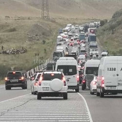 Огромная пробка. На Иссык-Куле оштрафовали 353 водителя