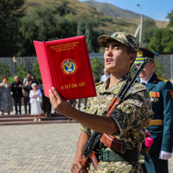 Контракт боюнча аскер кызматынын мөөнөтү узартылды