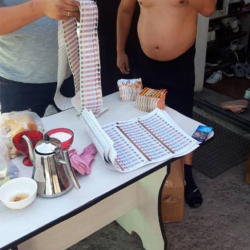 В Бишкеке чекисты изъяли тысячи бутылок с поддельными виски и текилой