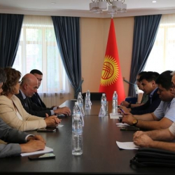 Кыргызстан и Италия готовы к сотрудничеству в текстильной индустрии