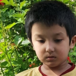 Сүйлөй албайт. Чүйдө 3 күндөн бери 7 жаштагы бала изделүүдө