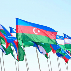 Ташкент утвердил создание совместного с Баку инвестфонда на $500 млн