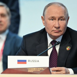 Путин Украина менен НАТО Россия менен сүйлөшүүдөн баш тартканын эскертти