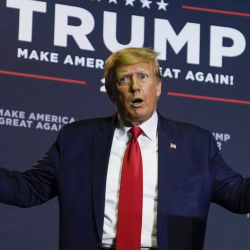 Трамп предположил, что его могут посадить более чем на 500 лет