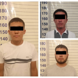 Ошто жасалма долларды сомго алмаштырып жүргөн жарандар кармалды