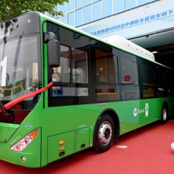 Бишкекке Кытайдан автобустардын биринчи партиясы келди