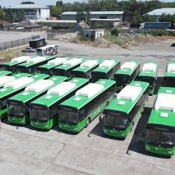 Бишкекке газ кыймылдаткычтуу 25 жаңы автобус алып келинди