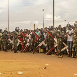 Африка Биримдиги ECOWASтын Нигерге басып киришине каршы