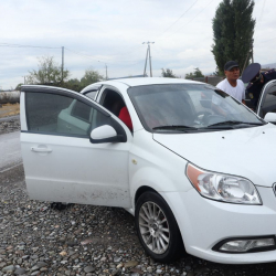 Жалал-Абадда рейддик иш-чарада 75 автоунаа айып короого киргизилди