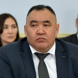 Илияз Иманбетов мажүрөлүгүн далилдеп, президенттин ишенимине көлөкө түшүрүүдө...