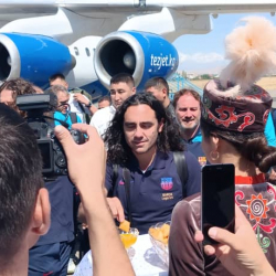 СҮРӨТ- “Барселона” легендалары Жалал-Абадга келди