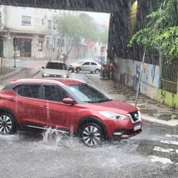 Больше 20 человек погибли в результате наводнения на юге Бразилии