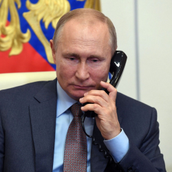 Путин Сауд Аравиянын мураскор ханзаадасы менен мунай рыногун талкуулады