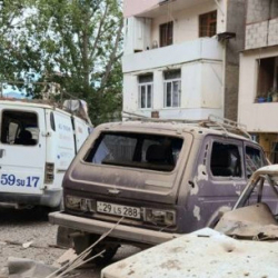 В Нагорном Карабахе погибли 27 человек, - омбудсмен Карабаха