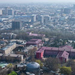 Ошто 31 мектептин жерине тойкана, үй, дүкөн салынып кеткен